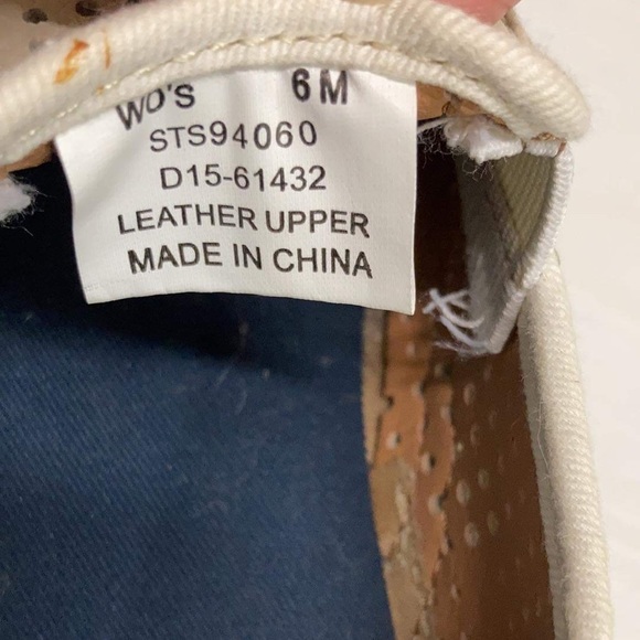 Women’s Sperry Slip On - Picture 7 of 9